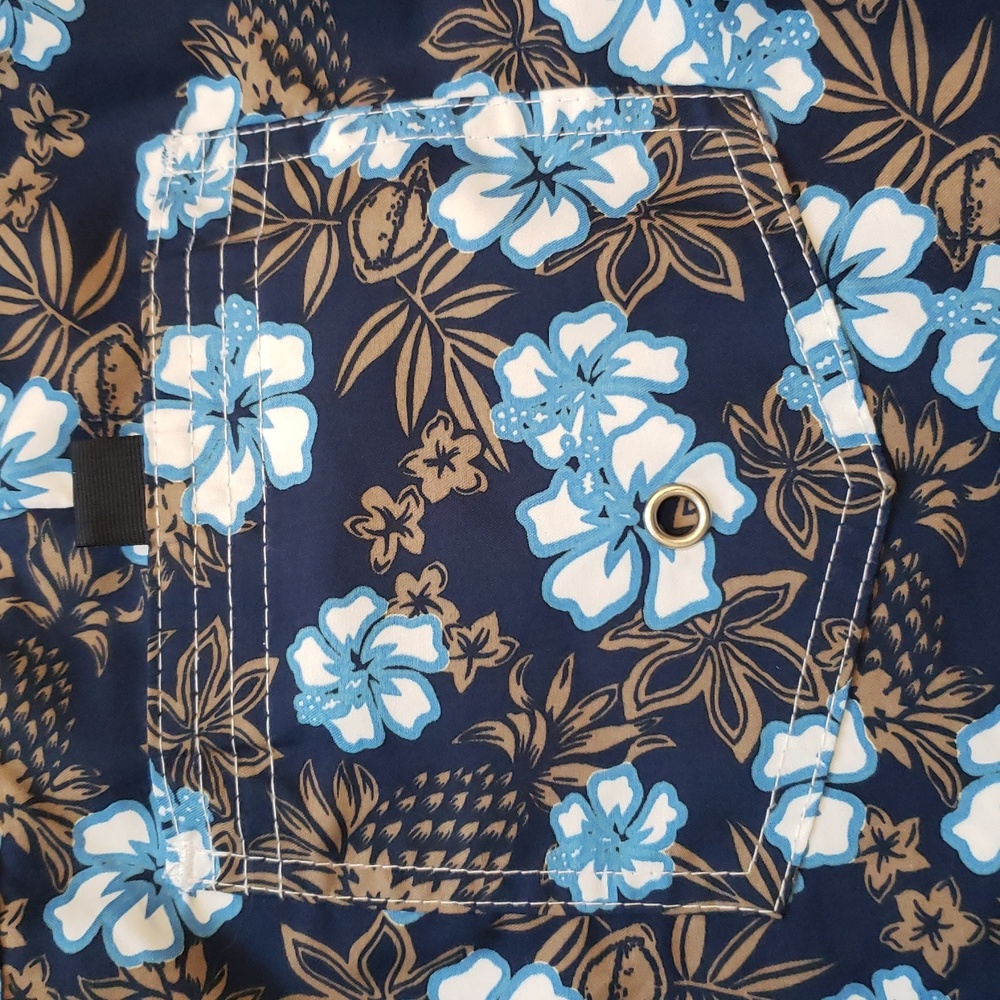 Hawaiian Style Board Shorts - Picture 5 of 7